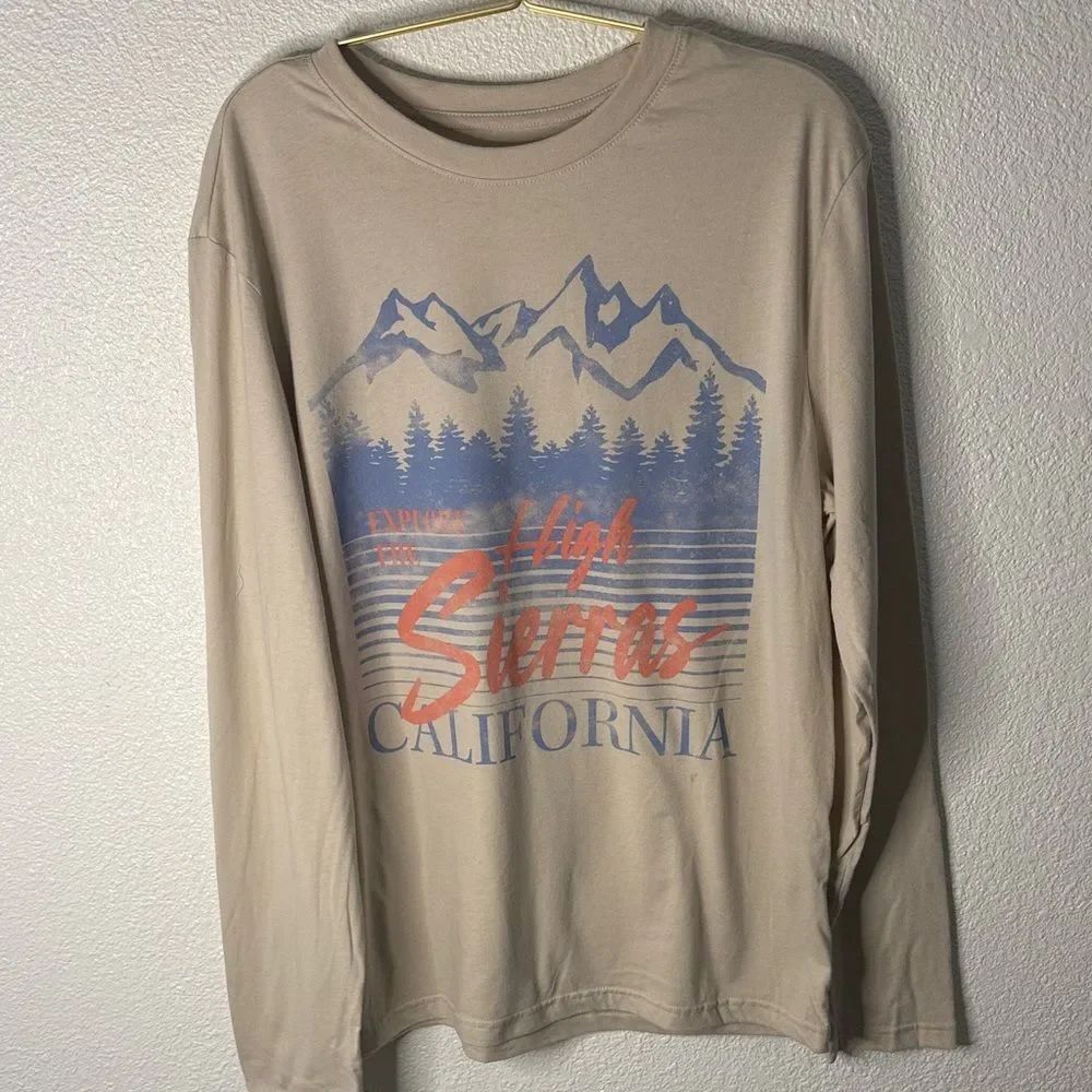 NWT- Original Use- Explore The High Sierra California- Beige- Long Sleeve-Small